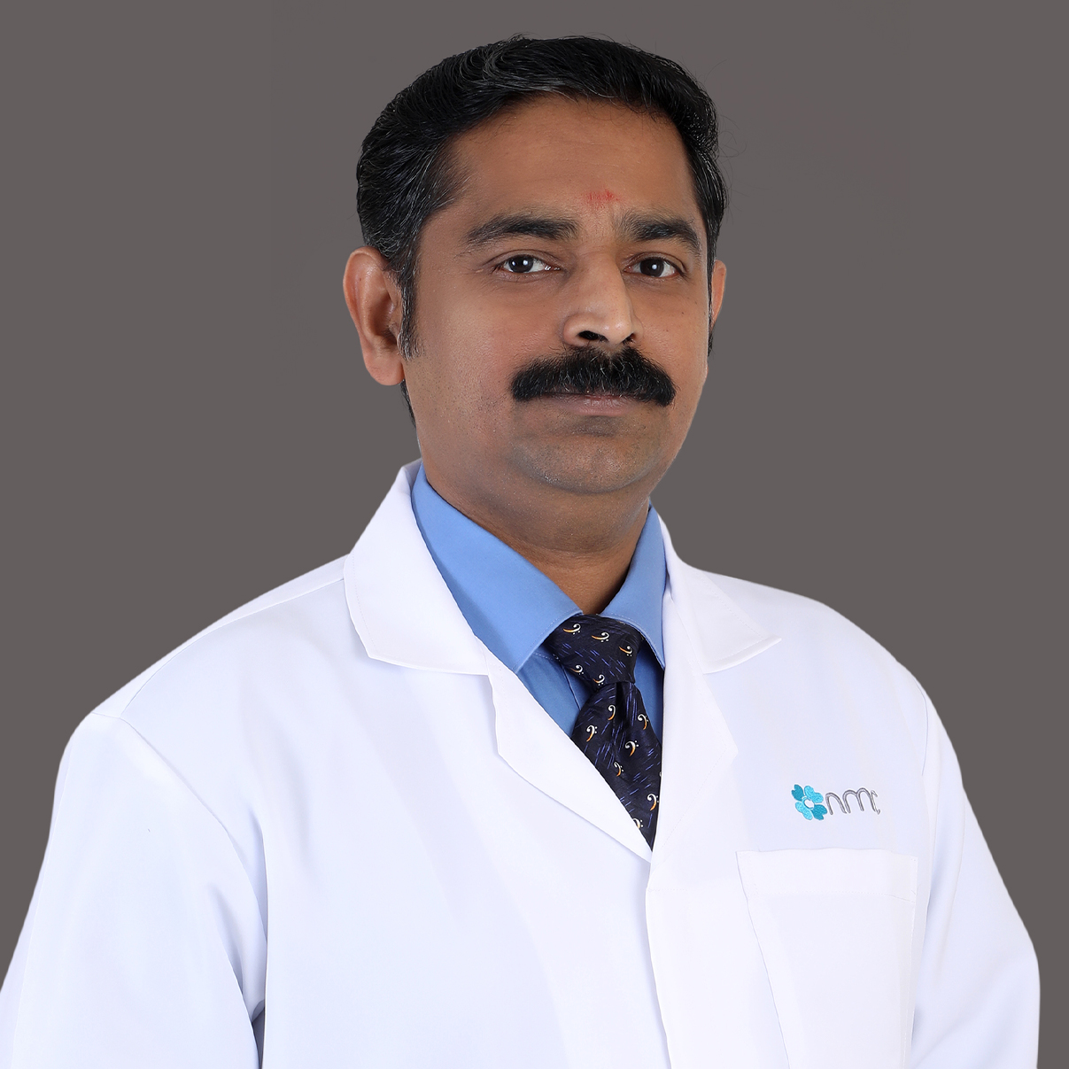dr.-suresh-viswakumar